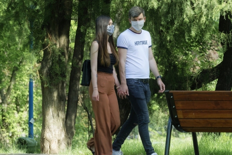 Coronavirus, in Italia 888 positivi nelle ultime 24 ore