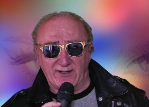 Frank Salinas, giuliese, fa furore con That's Amore