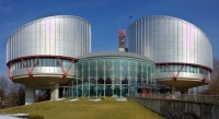 Strasburgo condanna Italia: violati diritti coppia gay