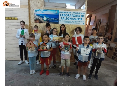 Amare Montesilvano a lezione di falegnameria da Miricreo