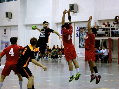 Pallamano Città Sant’Angelo sbanca Ancona