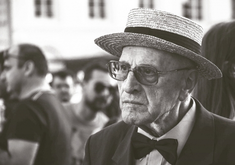 Pensioni, arrivano i tagli