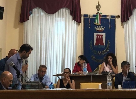 Ortona/tutela lavoratori Iper, approvata mozione Di Nardo