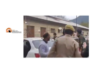Attacco armato contro turisti nel Kashmir. Vance in visita in India.