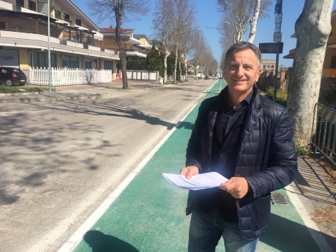 Sambuceto/Ciclista investito. Sindaco replica ai consiglieri 'sciacalli e opportunisti'