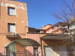 ex caserma Vigili del fuoco dà dimora alla famiglia