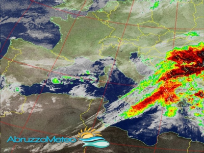 Arrivano le gelate e neve a sui 200 metri.