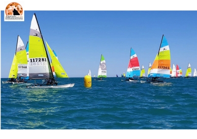 Catamarani, a Pescara le vele cercano il buon vento