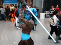 STAR WARS TORTA GIGANTE E INVASIONE DI COSPLAYER GALATTICI PER LA PRIMA DI MONTESILVANO