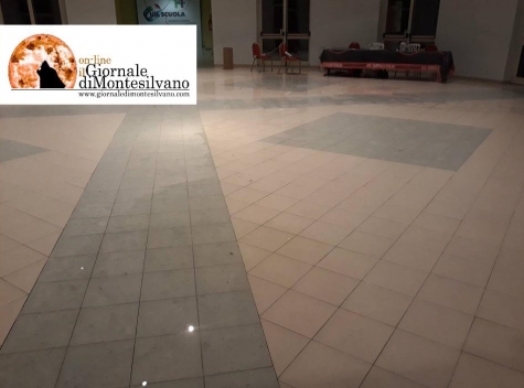 foto in esclusiva la foto dell'interno ancora bagnato del PalaDean